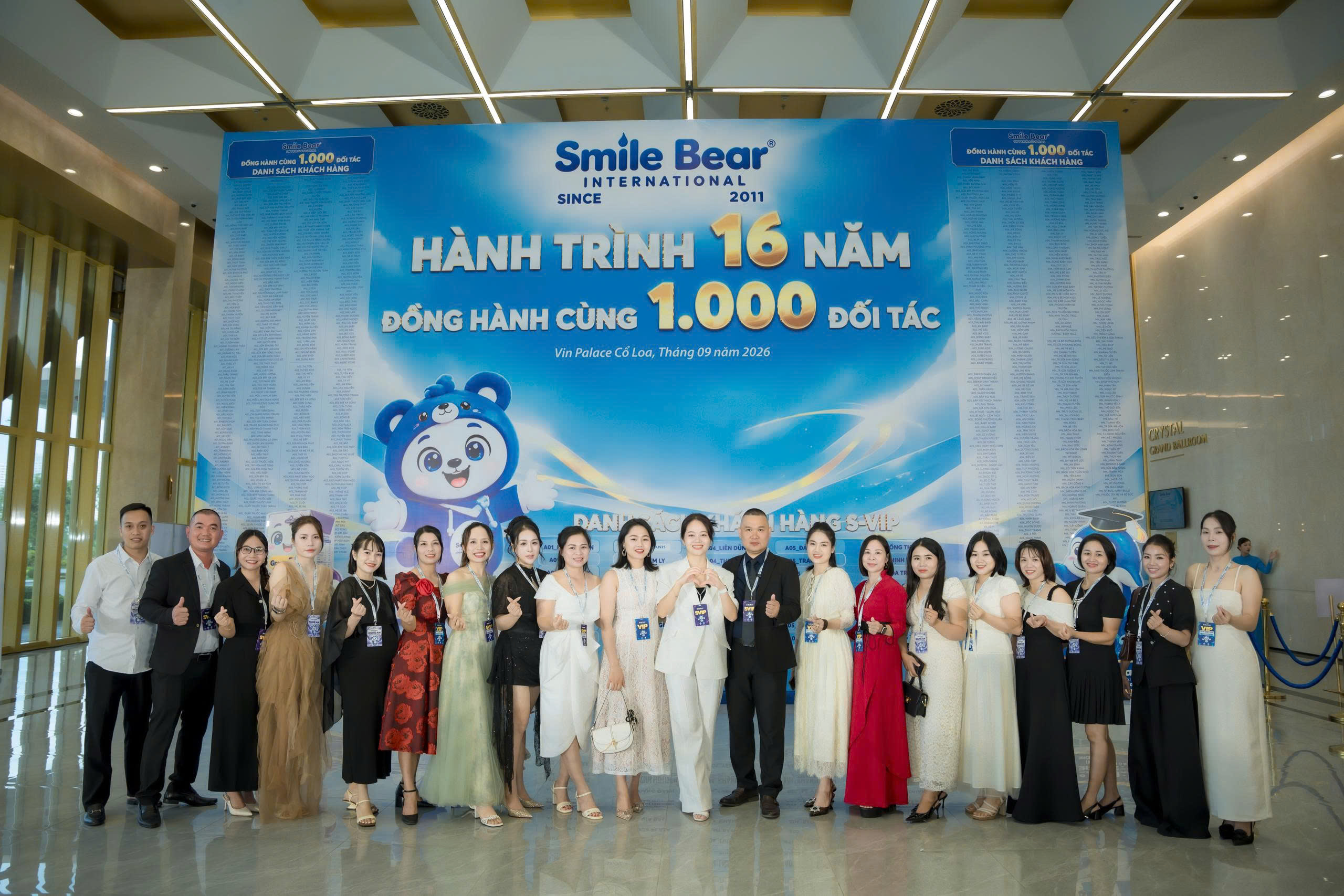 Cam xuc T&T Group: Hanh trinh 16 nam Smile Bear & Le ra mat Royal Bear